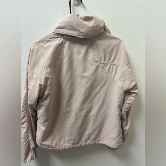 LULULEMON ALWAYS EFFORTLESSS JACKET SIZE 6
PINK BLISS - Picture 4 of 6